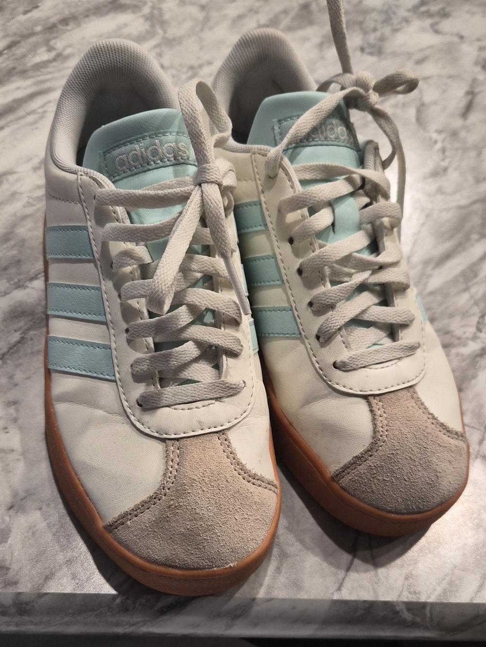 adidas White Sneakers with Light Blue Stripes and Gum Sole